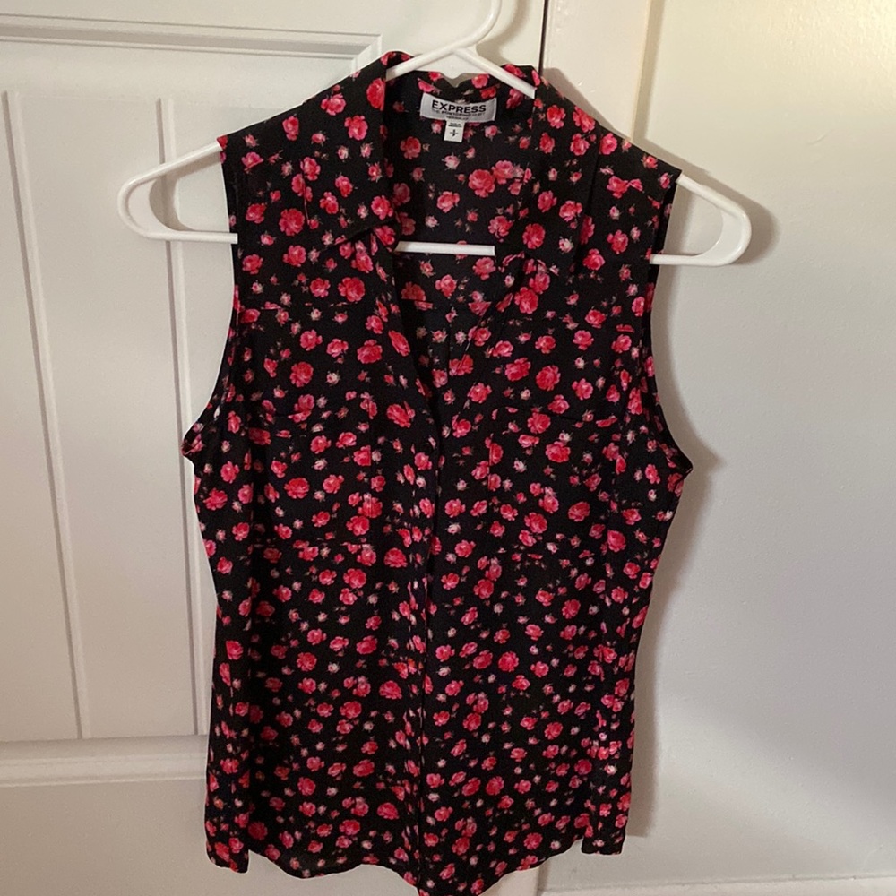 Express, short sleeve Portofino shirt. Black, red and pink floral.